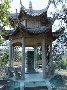 介紹兩個(gè)位于河南的“黃河盛景”并說(shuō)明推薦理由？
